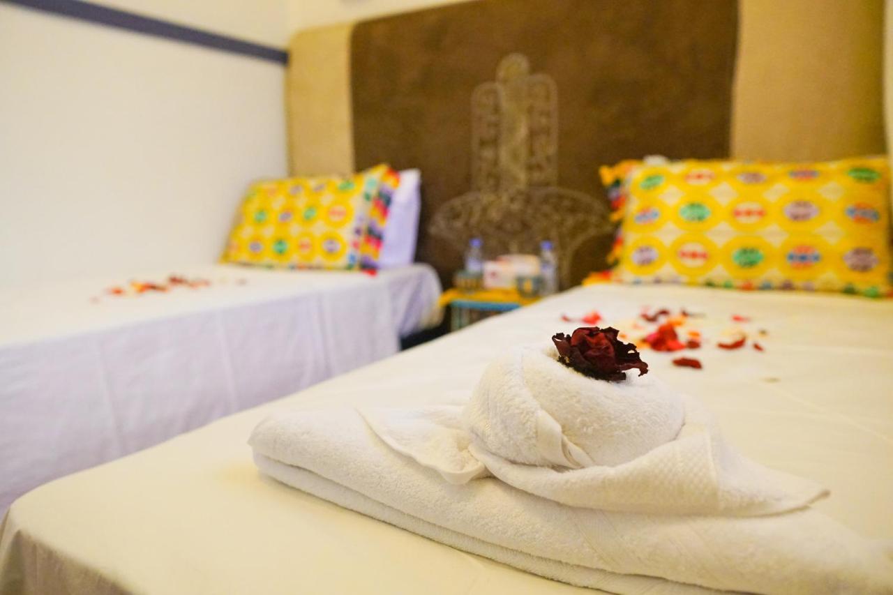 Hotel Winarouze House à Marrakesh Extérieur photo