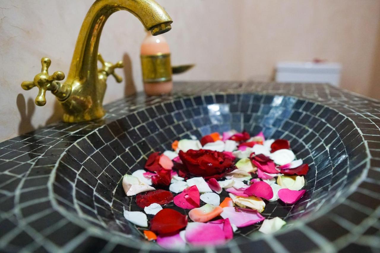 Hotel Winarouze House à Marrakesh Extérieur photo