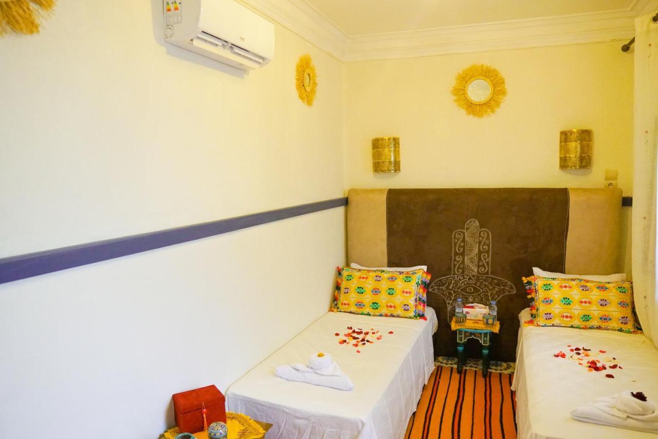 Hotel Winarouze House à Marrakesh Extérieur photo