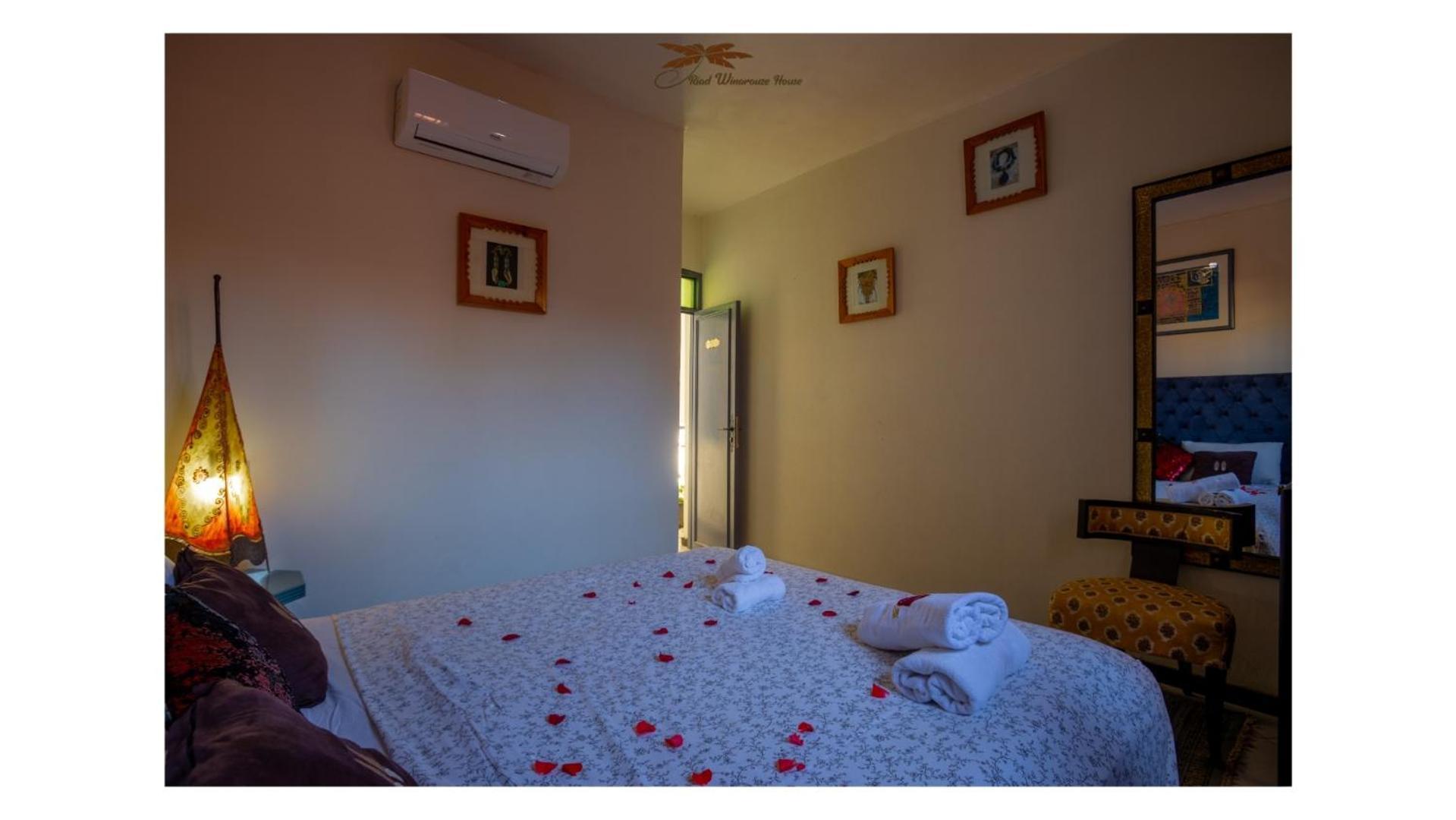 Hotel Winarouze House à Marrakesh Extérieur photo