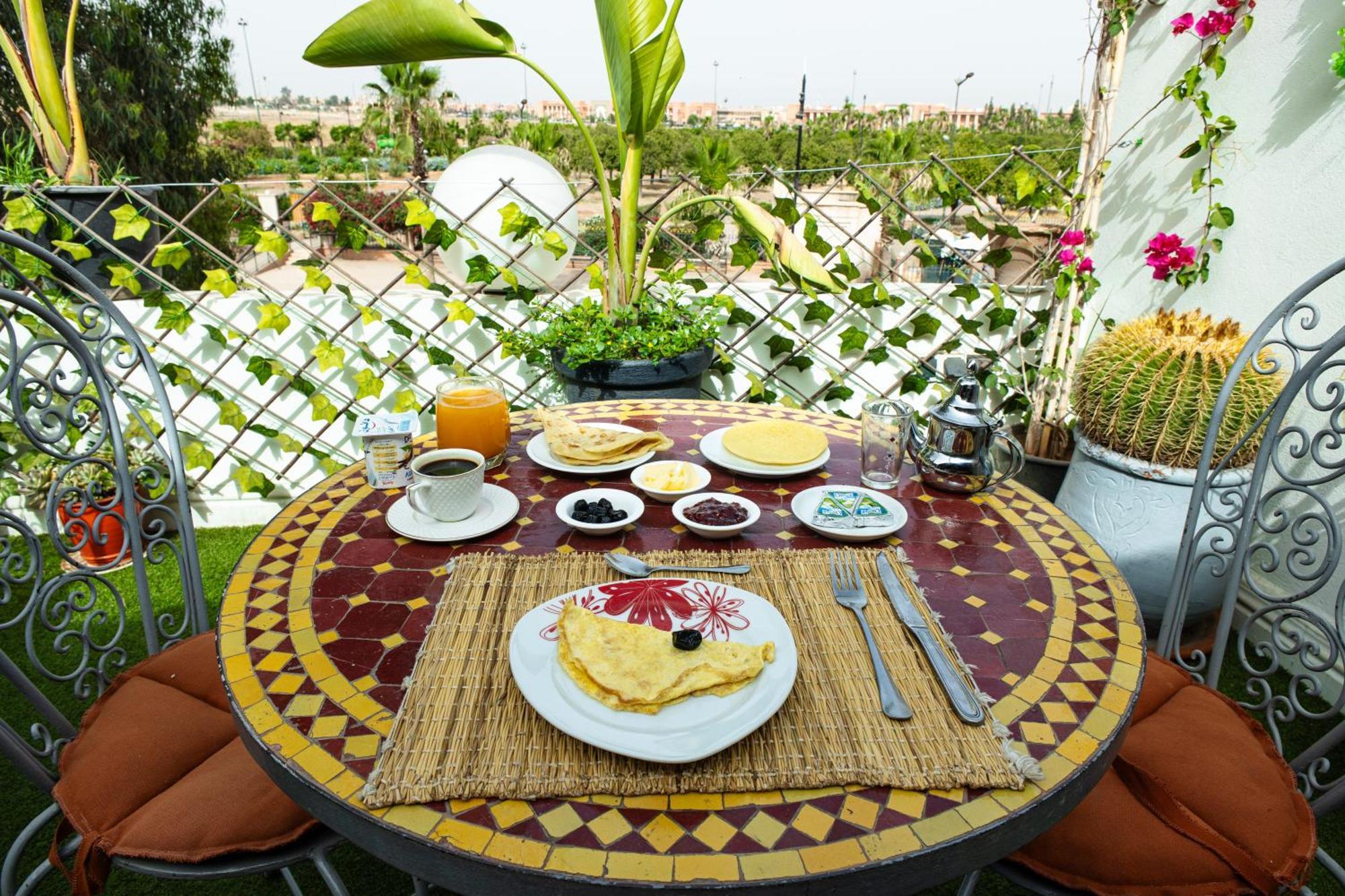 Hotel Winarouze House à Marrakesh Extérieur photo